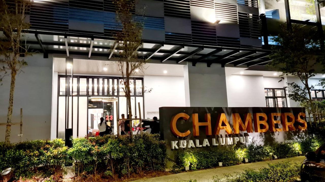 קואלה לומפור Chambers Serviced Suites Klcc By Cozy Stay מראה חיצוני תמונה